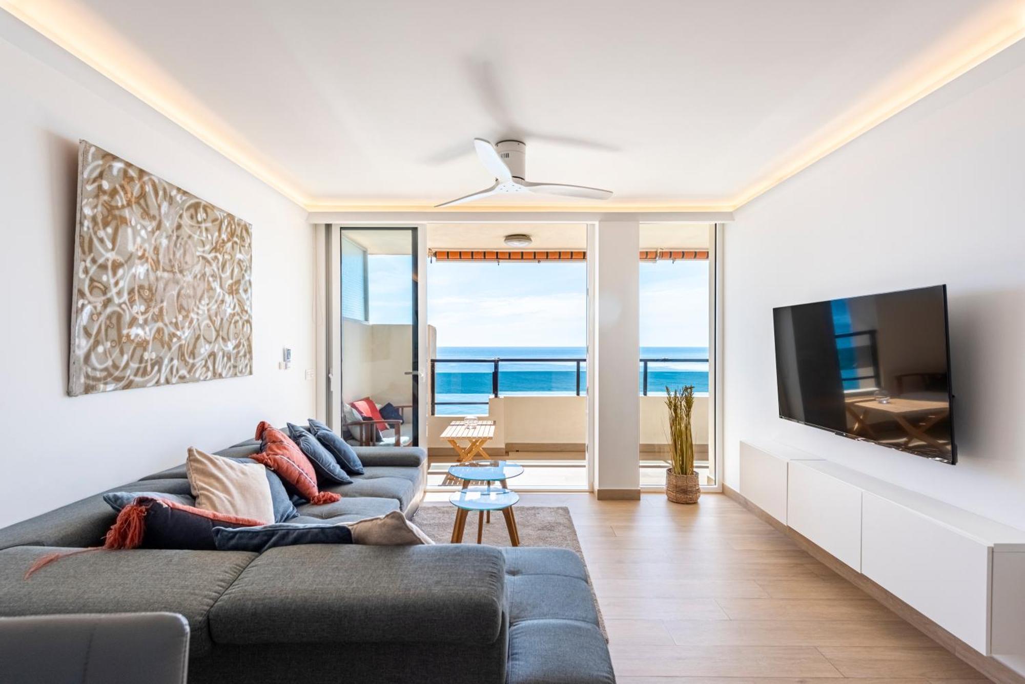 Beachfront -- New Luxury Apartment -- 1ª Linea Playa -- Fuengirola City Center -- Private Parking -- Panoramic Sea Views -- Exteriér fotografie